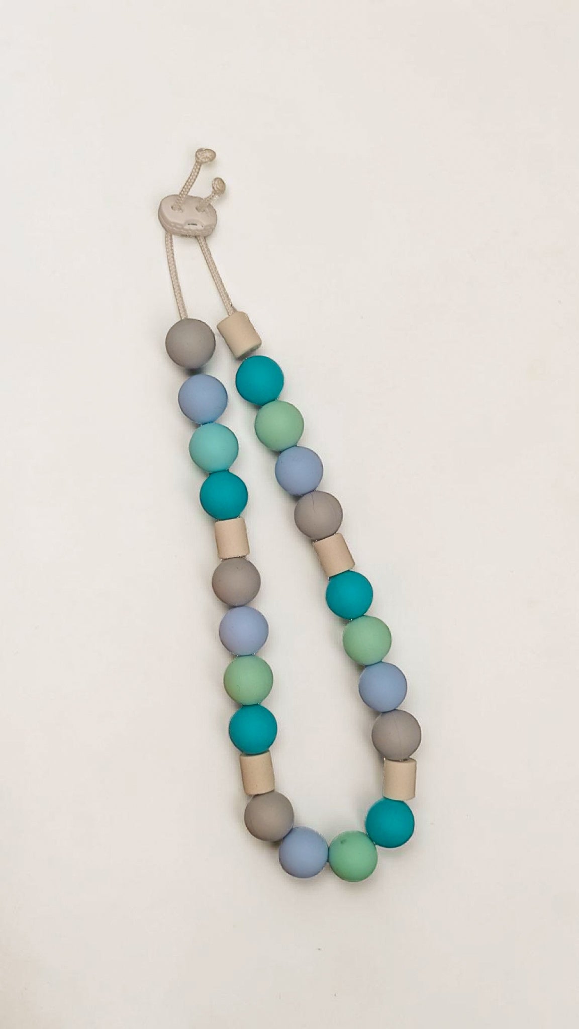 Anti-tiques en paracord et perles